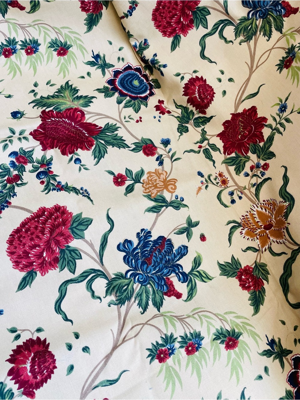 2 1/4y x 54" Floral Print Cotton Fabric Panel in Cream, Red & Blue NEW